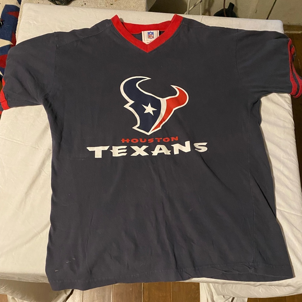 Vintage NFL Texans shirt in good condition for age size large